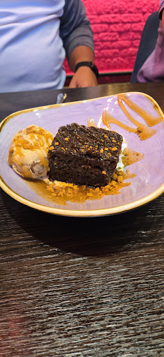 Photo of Mambos Express Restaurant & Bar - 3 St Hilda St, South Shields NE33 1QD